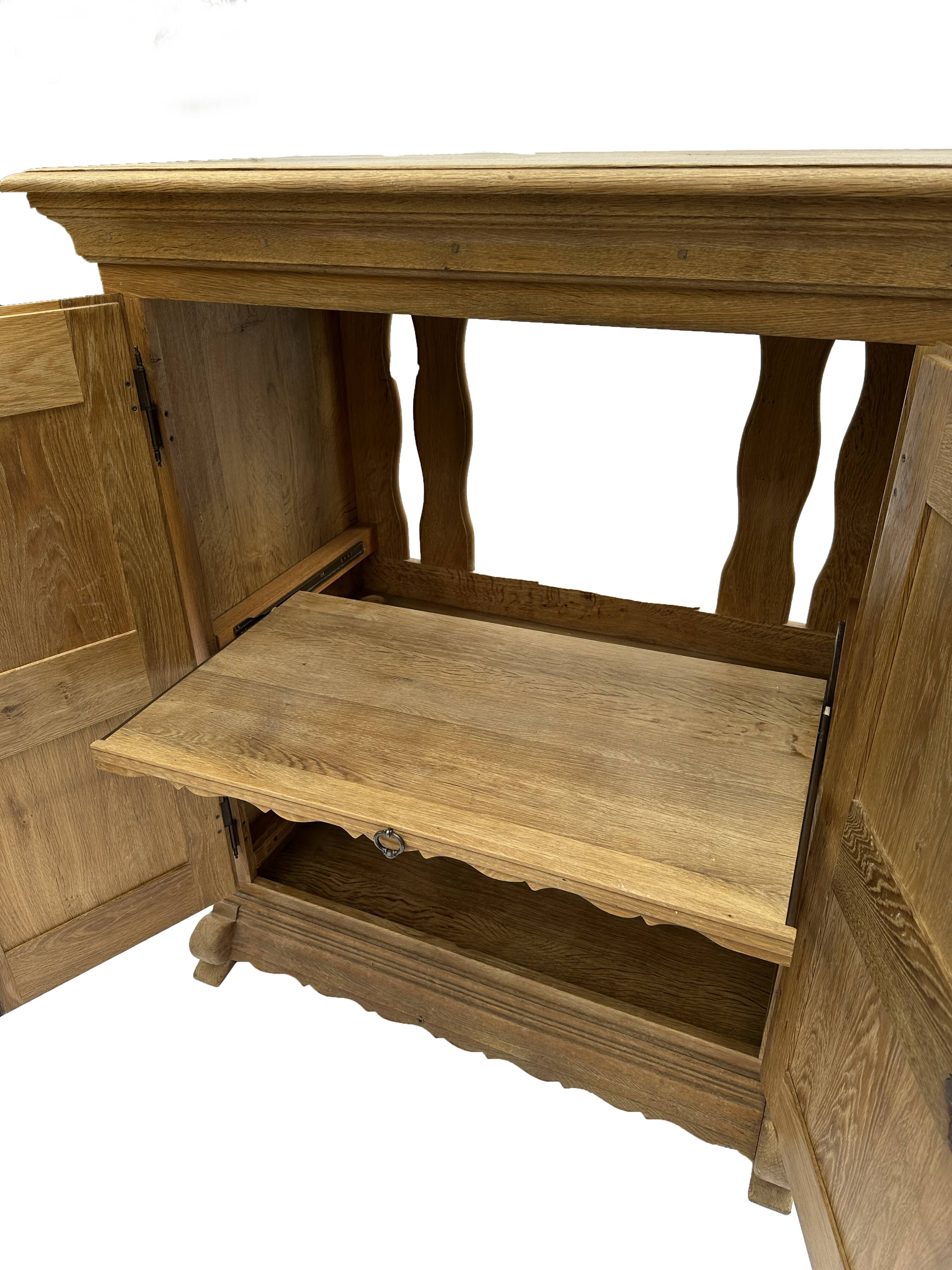 Vintage oak cabinet or tv stand