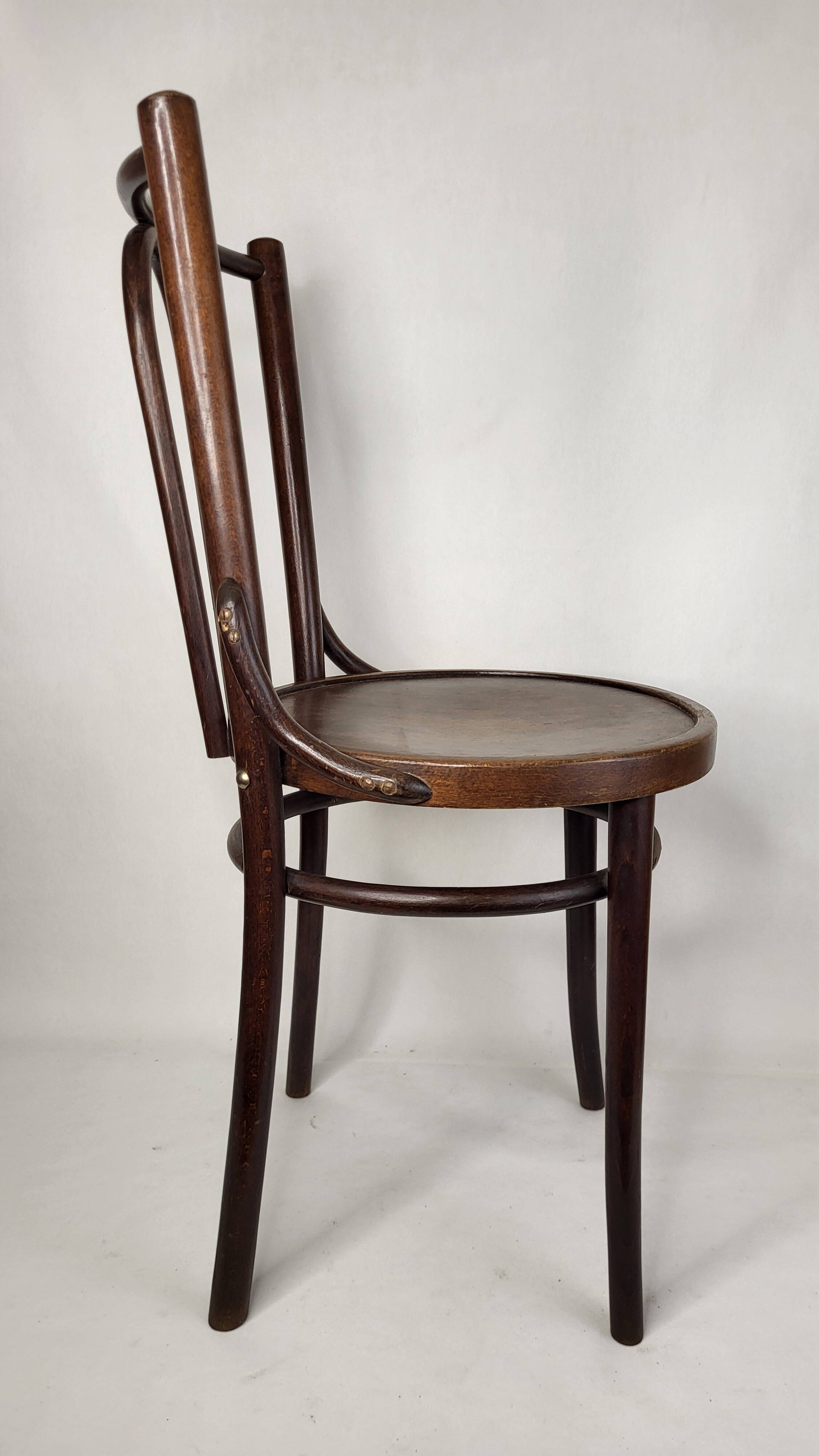 Bentwood bistro chair