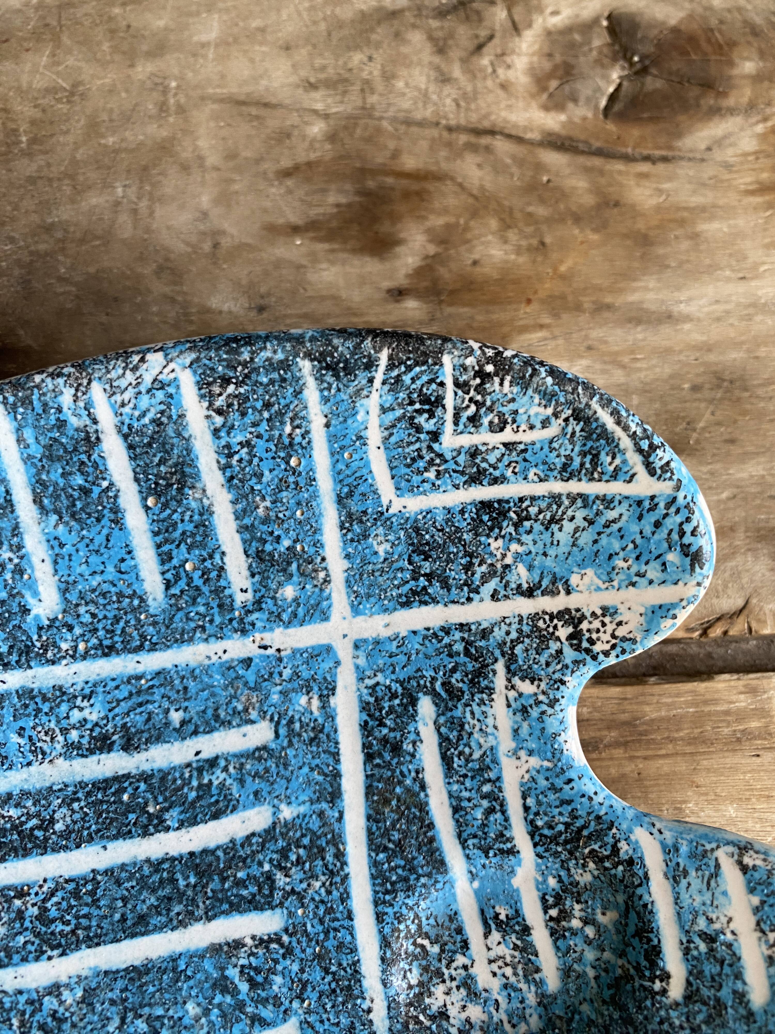 Vallauris Vintage Catchall – Palette Shape – Blue & White – 1950s/60s