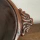 Plat creux en bois sculpté