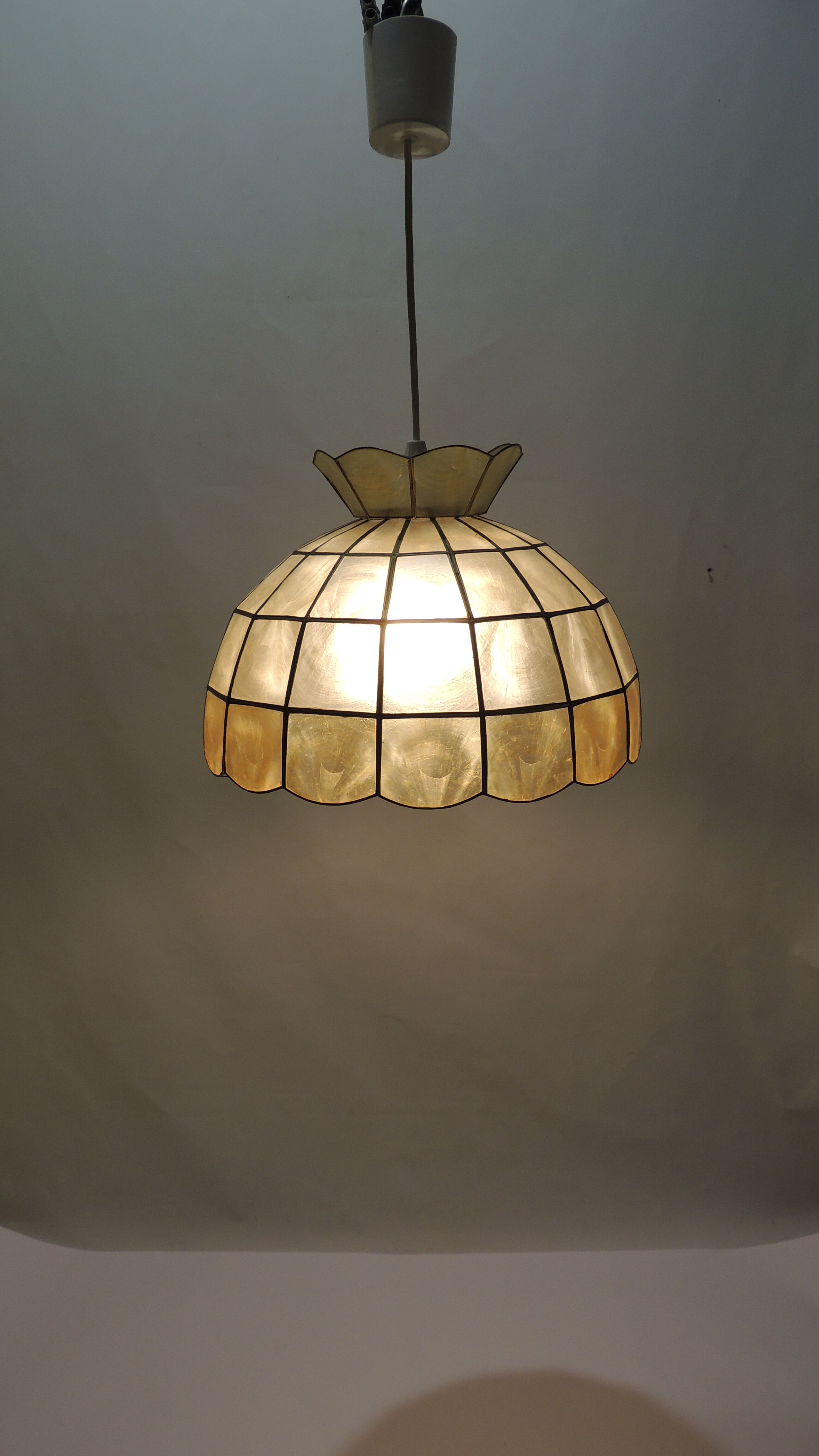 Large mother-of-pearl / vintage suspension