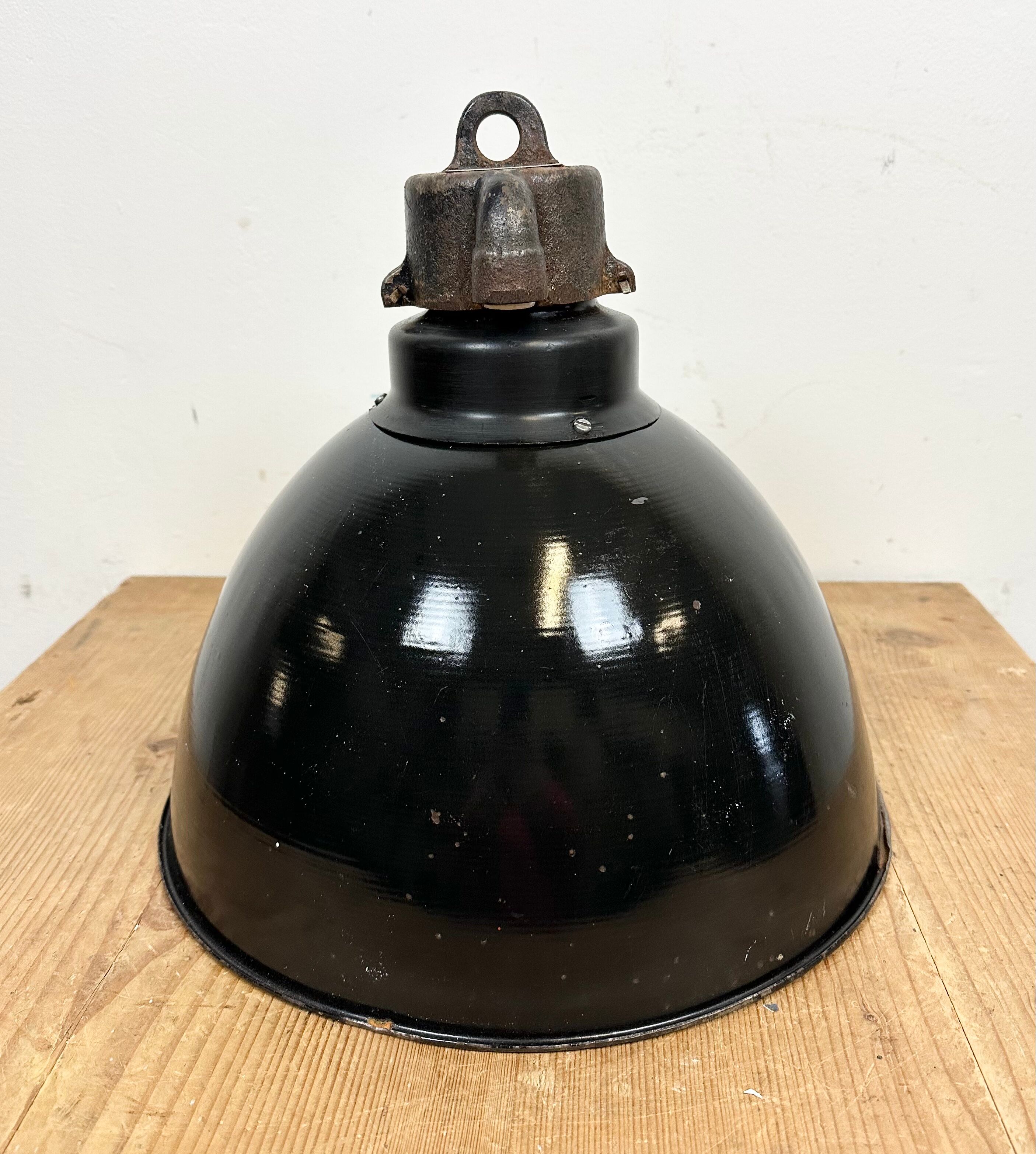 Industrial Bauhaus Black Enamel Pendant Lamp, 1930s