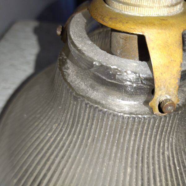 Applique ancienne verre laiton porcelaine