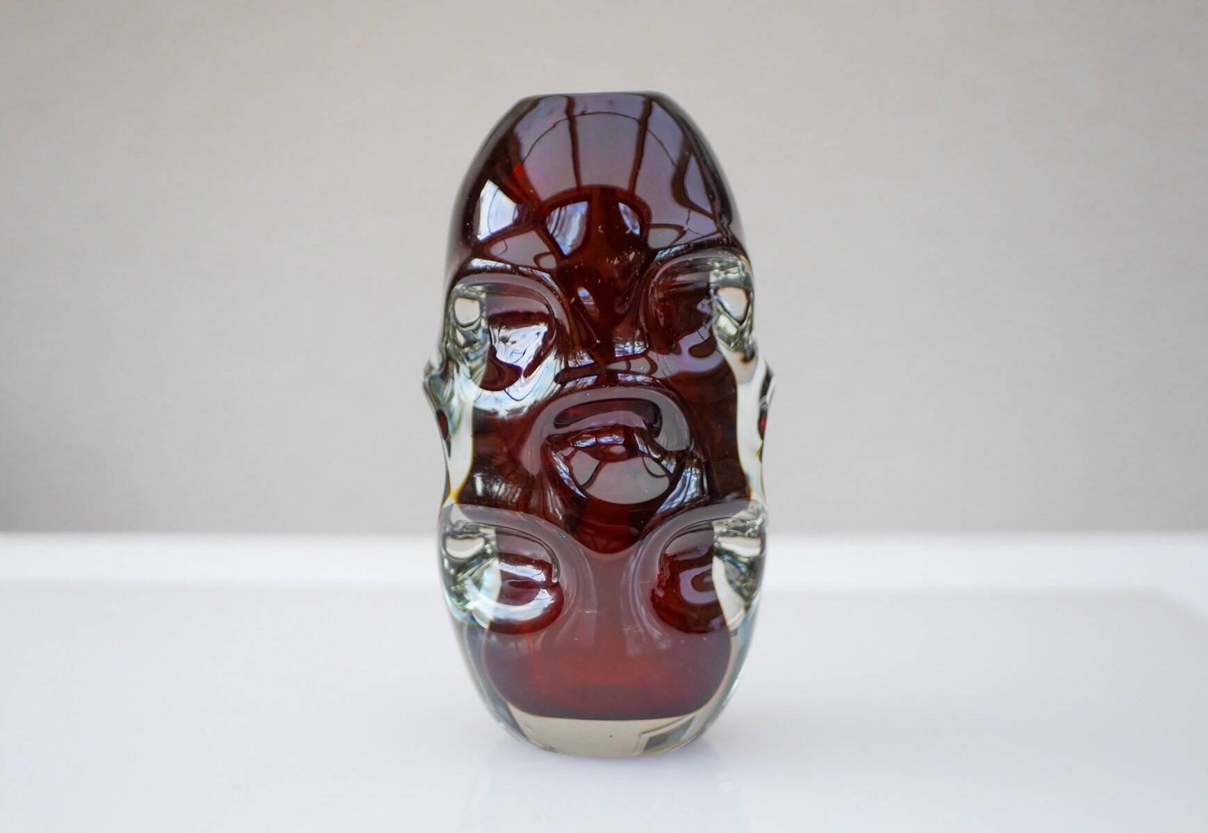 Mid-century modern handmade crystal vase in dark red by Börne Augustsson for Åseda