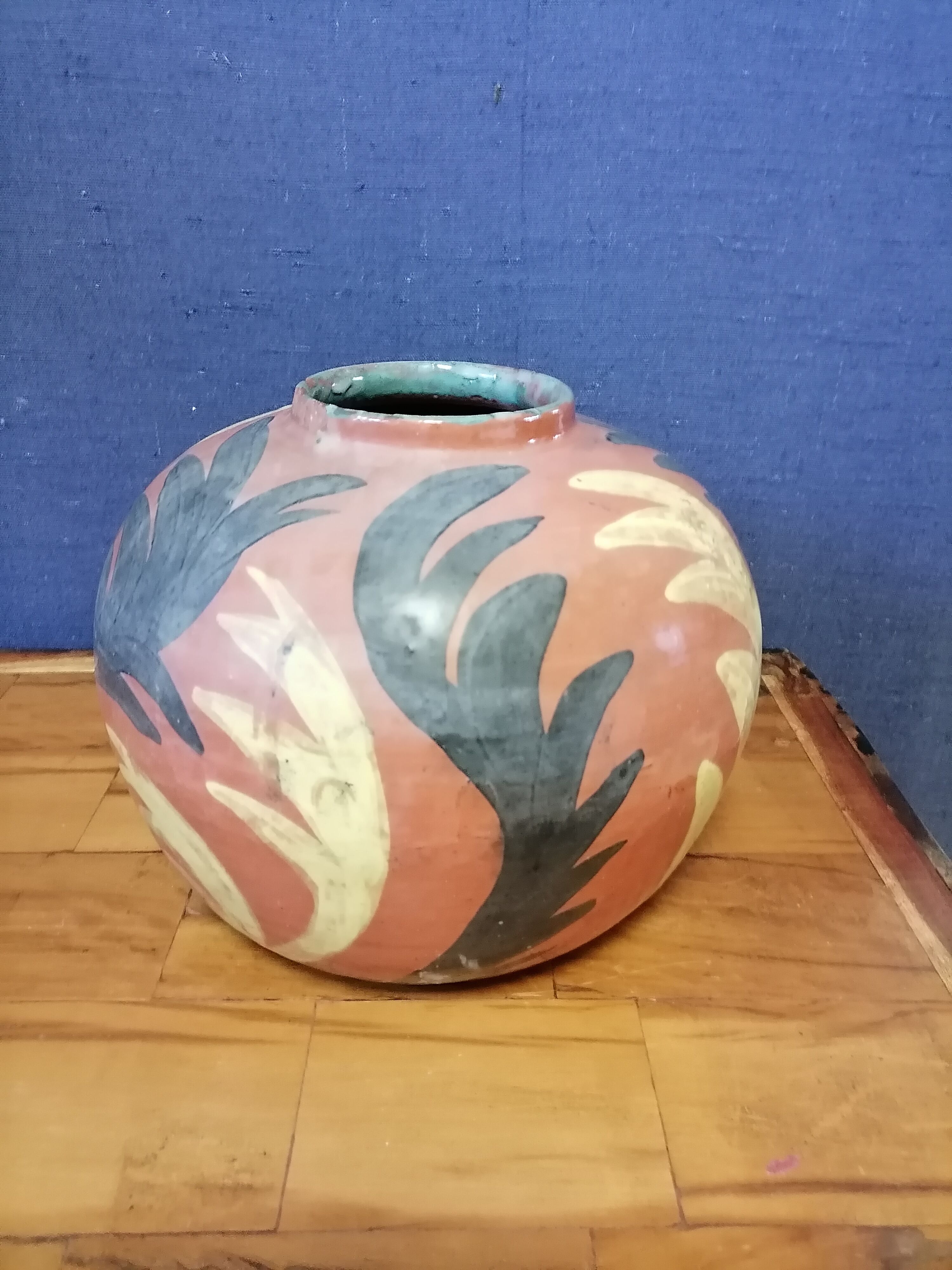 ceramic ball vase