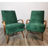 Pair of restored armchairs by Jindrich Halabala