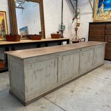 Large trading furniture