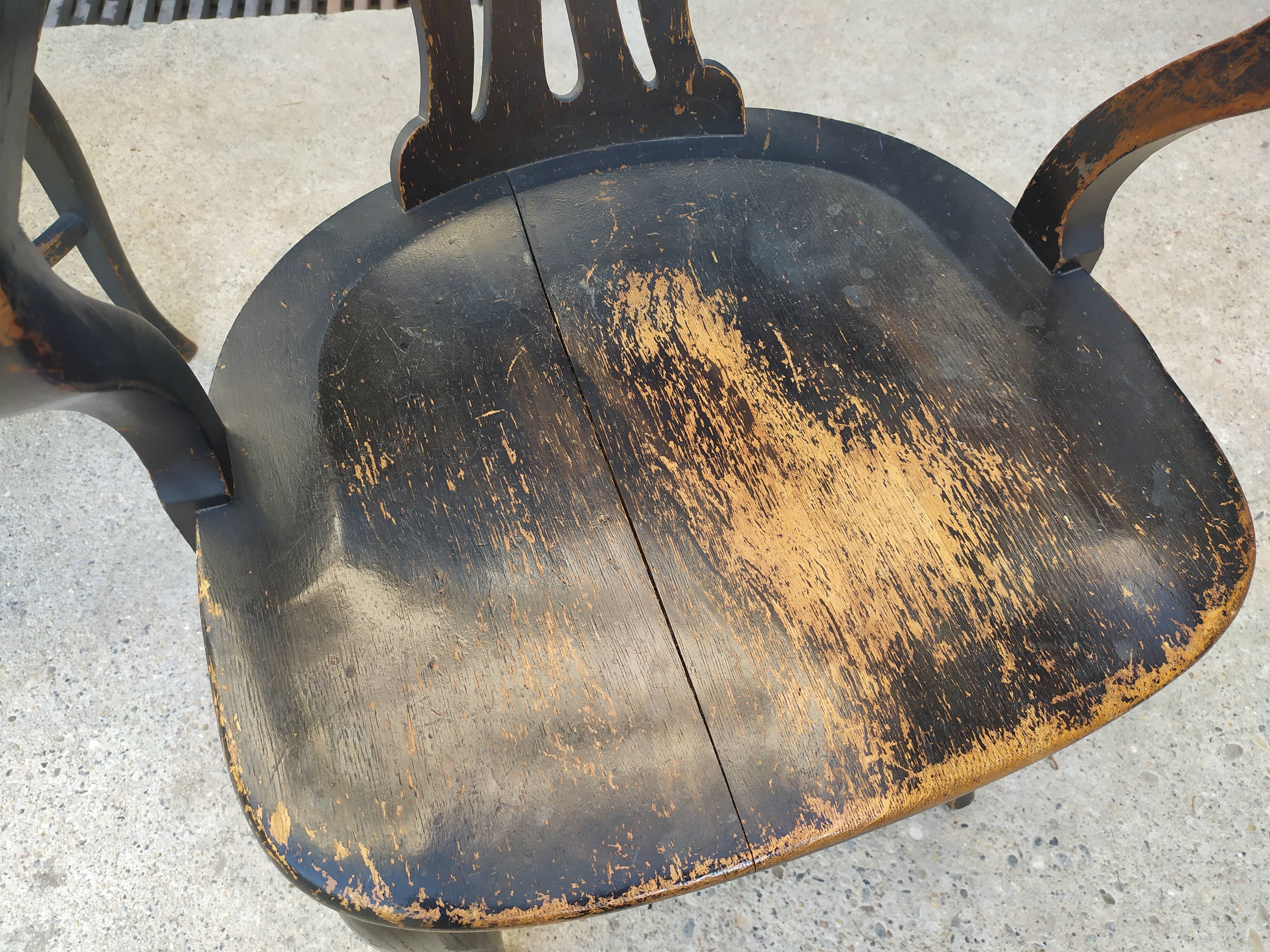 Pair of American armchairs