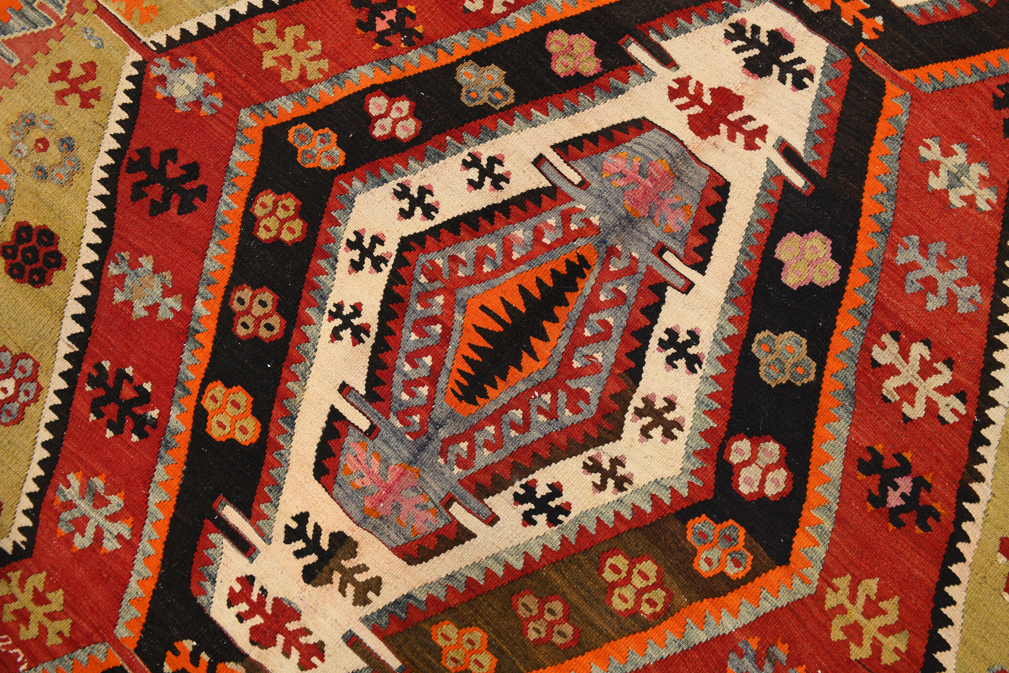 7x12 Scandinavian Kilim Rug, 205x384Cm