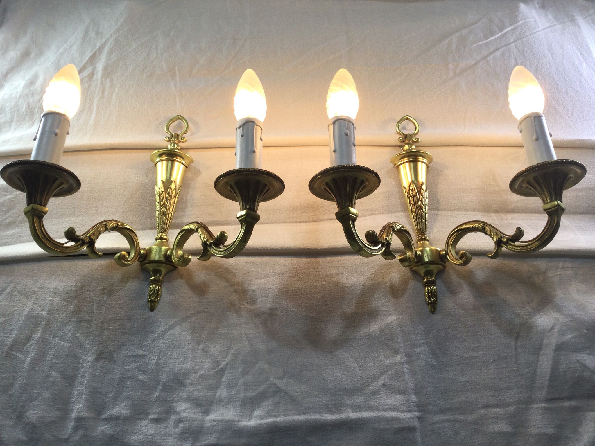 Pair of bronze wall lamps 2 lights