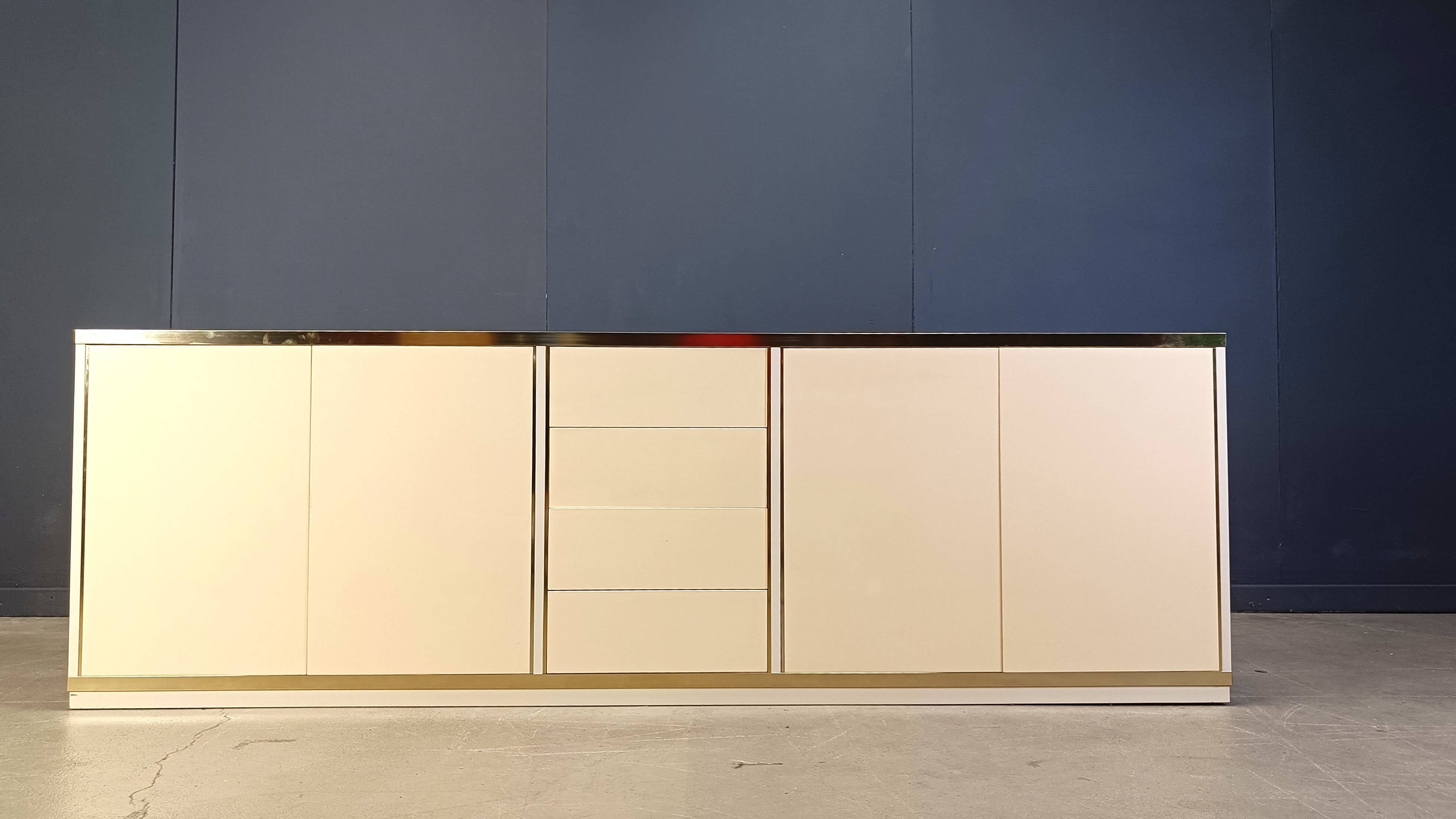 Vintage lacquered credenza, 1980s