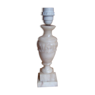 Alabaster lamp