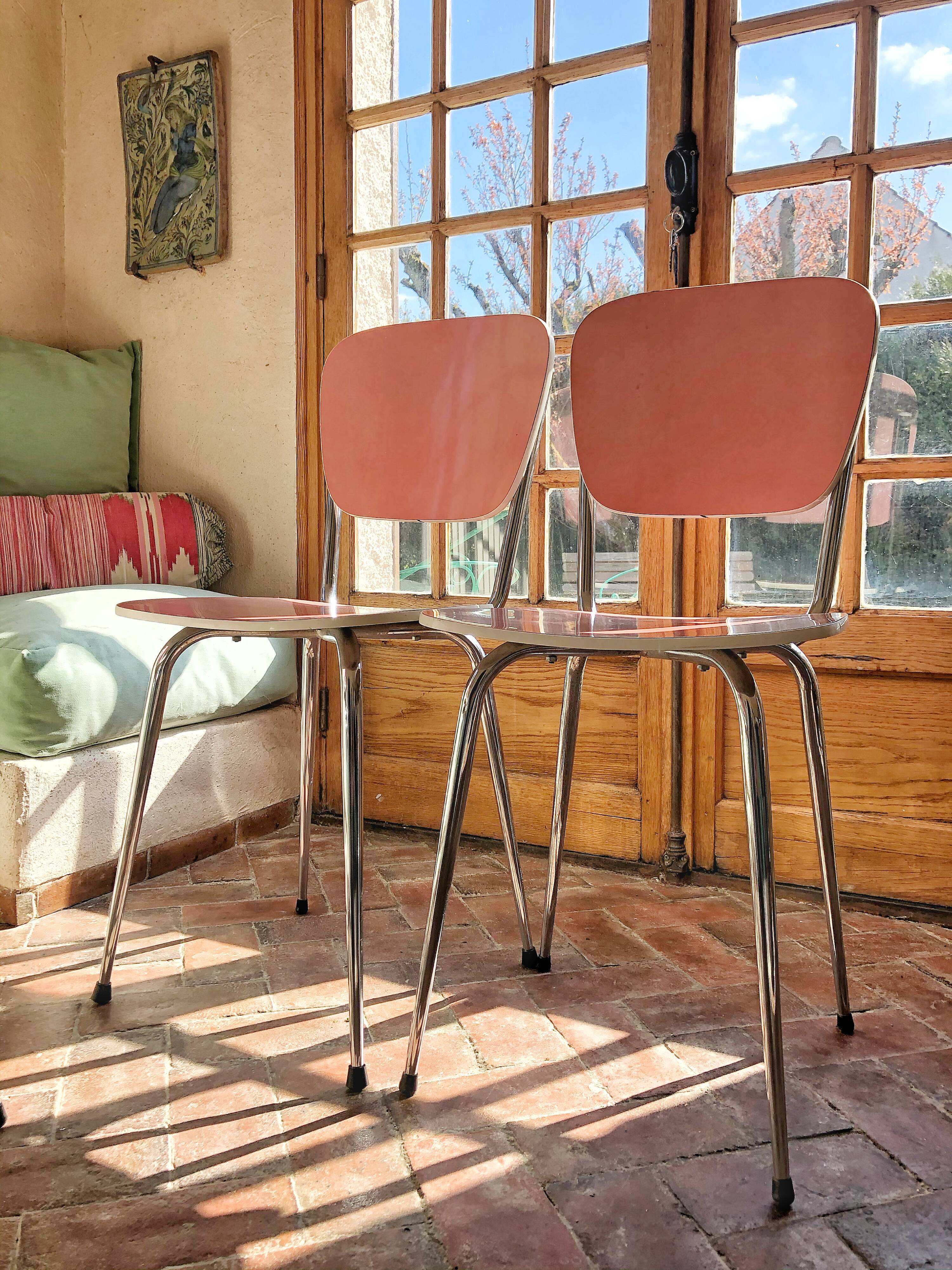Set of 4 chairs in pink formica