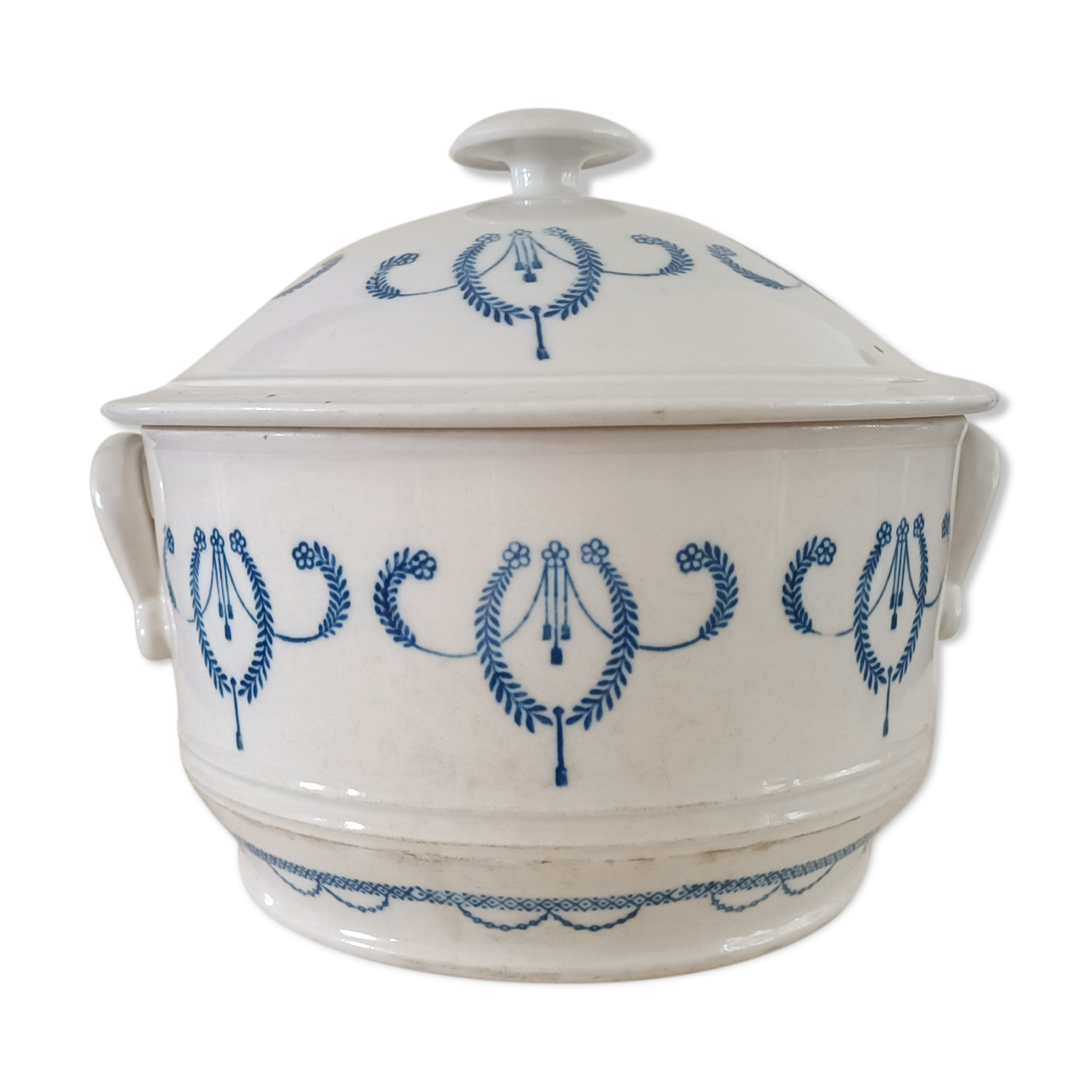 Ceramic tureen from Saint-Uze