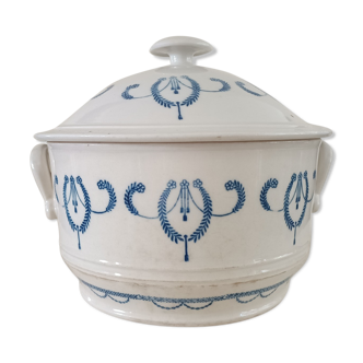 Ceramic tureen from Saint-Uze