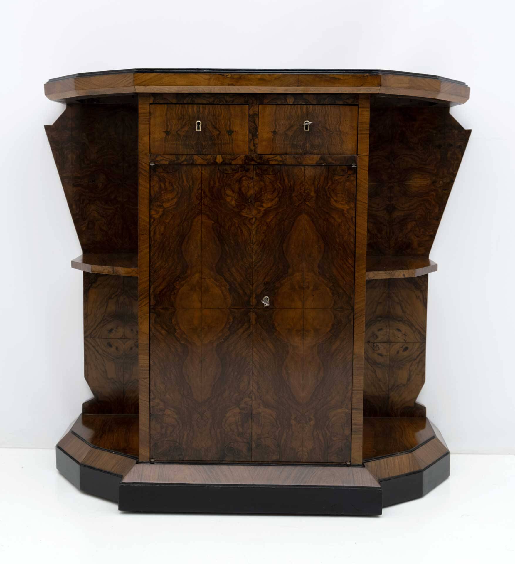 Art Deco Italian Walnut Briar Sideboard with Mirror, Early 20th Century