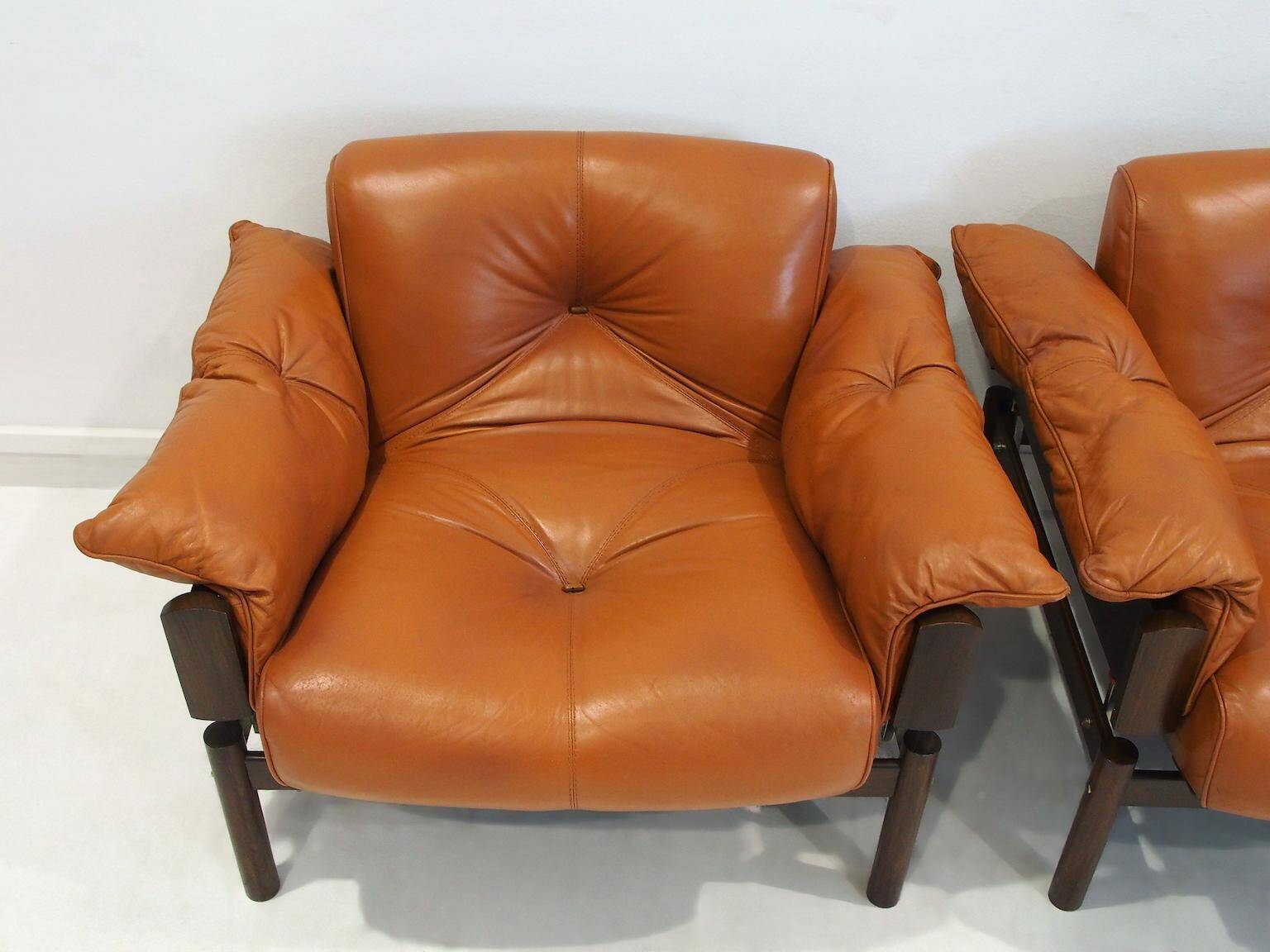 Ensemble de fauteuils MP-13 de Percival Lafer en cuir cognac