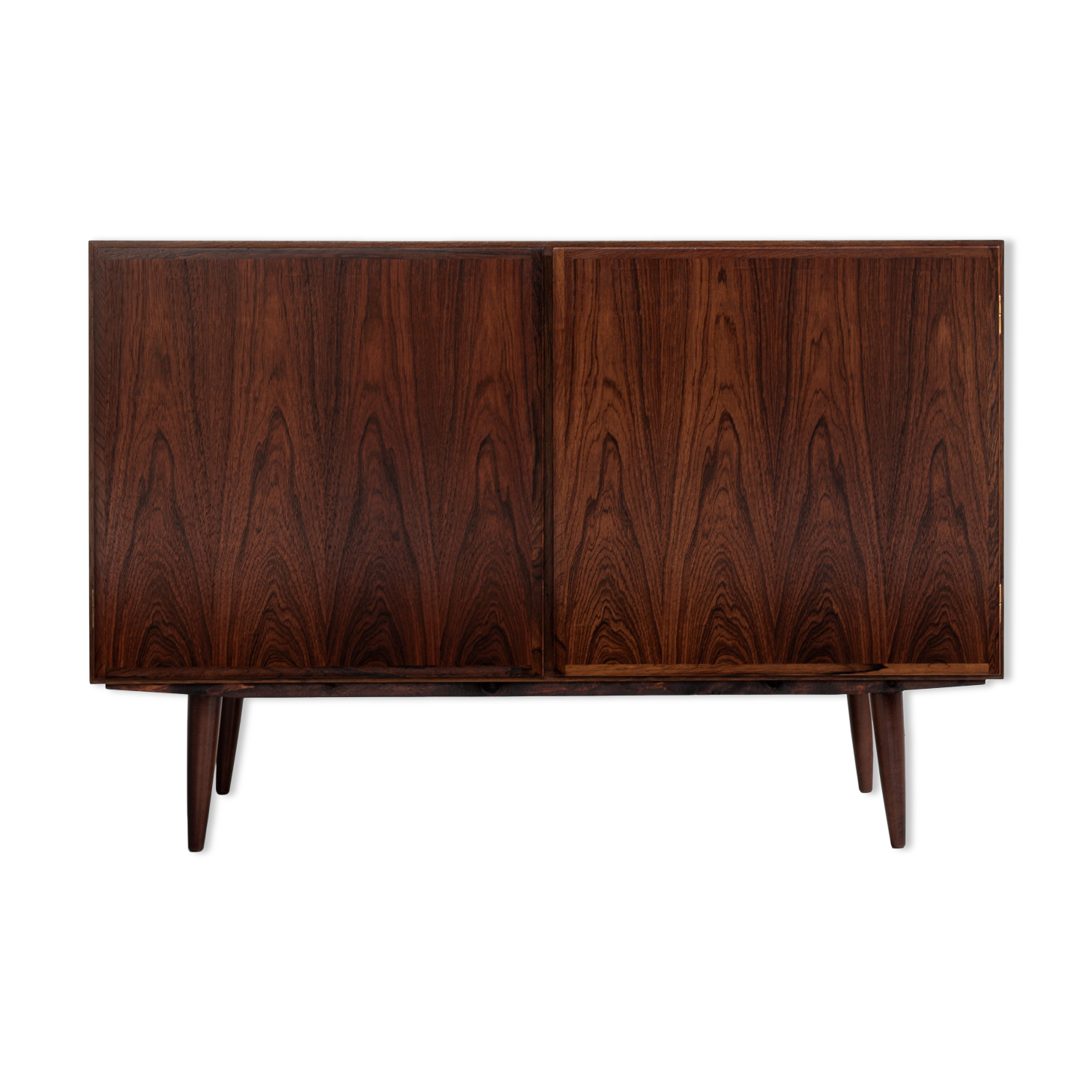 Midcentury Danish cabinet in rosewood by Omann Jun 1960s - handle free doors