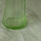 Glass shaker with faceted glass, uranium colour