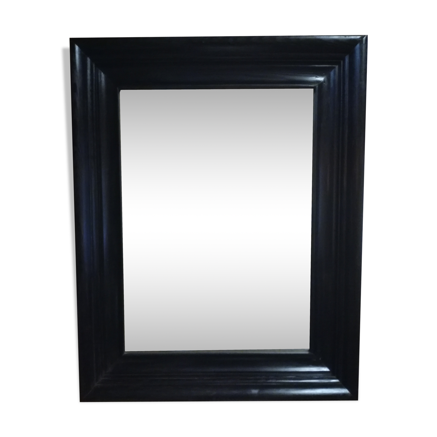 Mirror black wood color