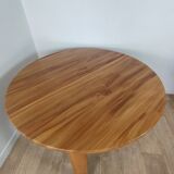Round extendable elm table