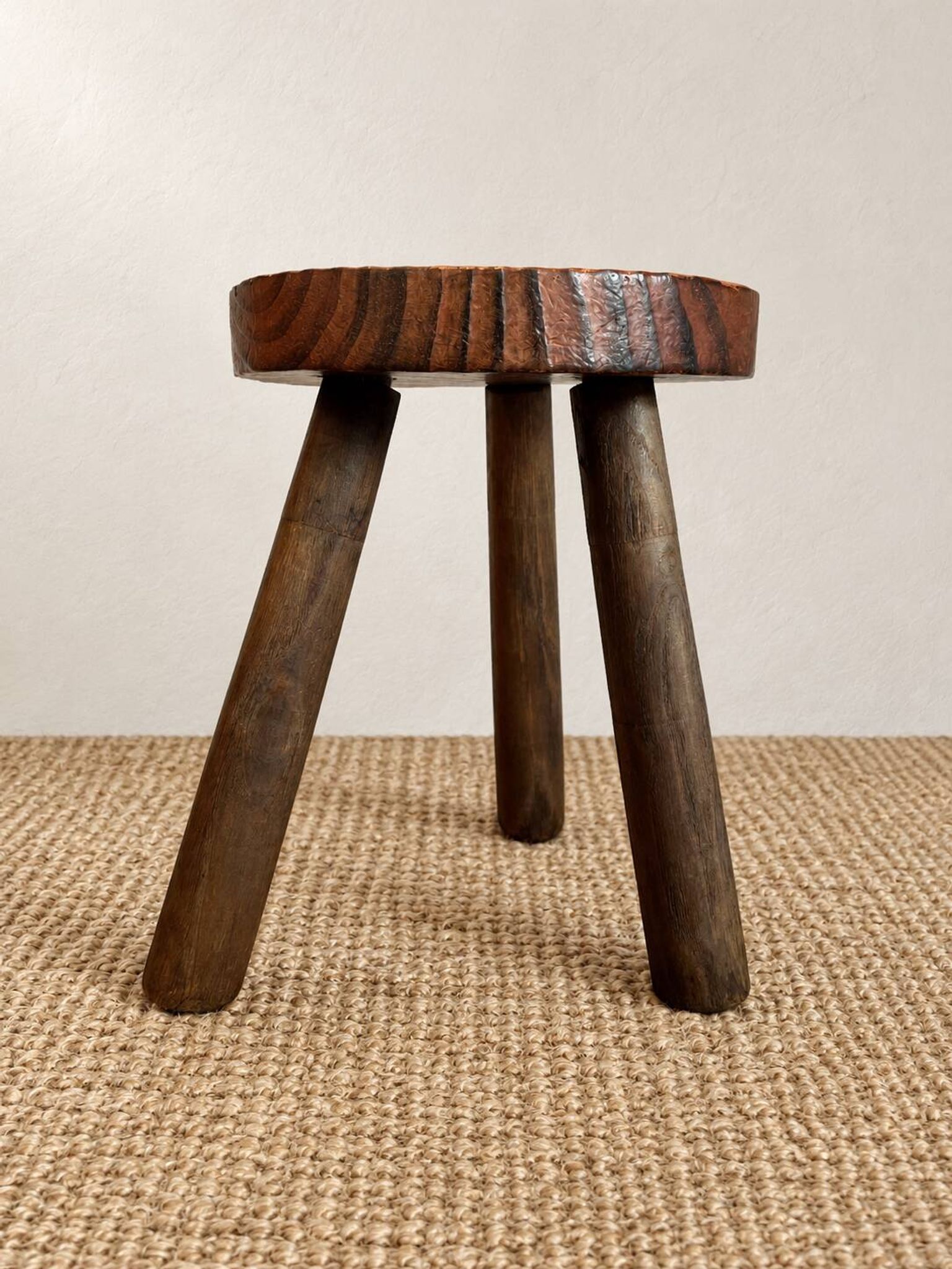 Ancien tabouret de ferme