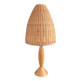Table lamp in beech and rattan