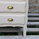Commode vintage rénovée Greige Galuchat – Style campagne chic