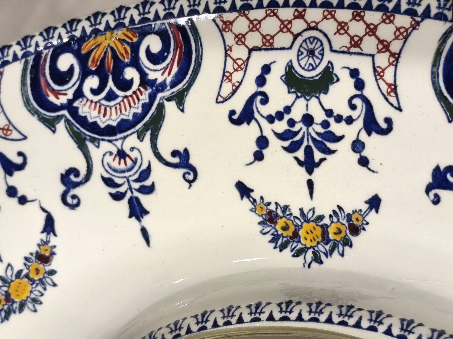 Gien mirror-coated dish