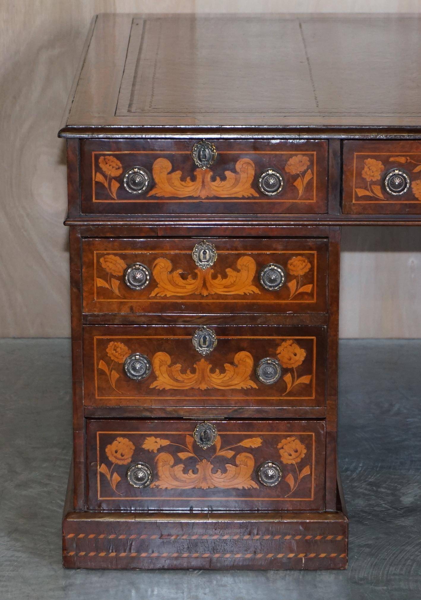 Bureau à caissons jumelés double face avec marqueterie hollandaise antique