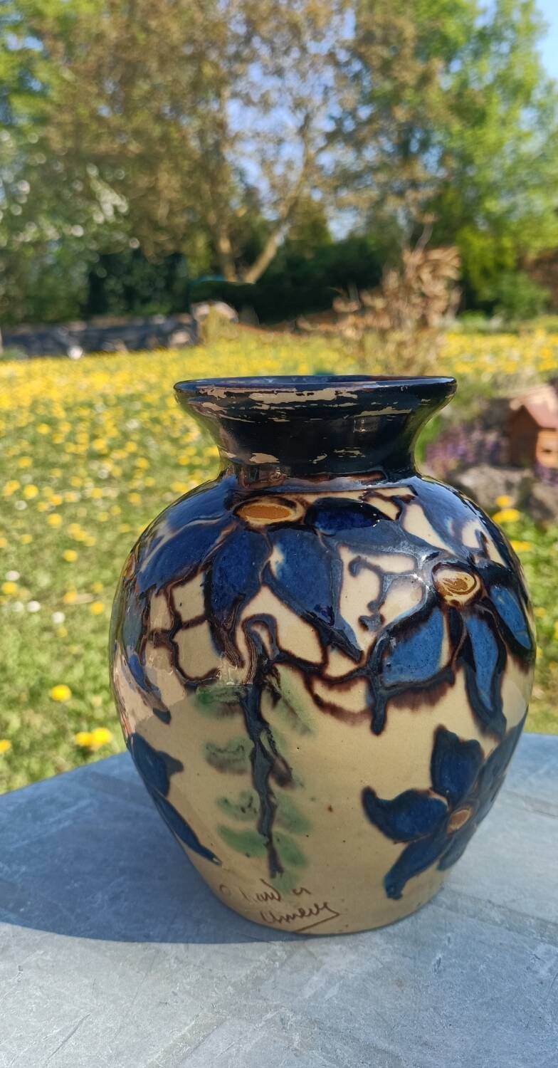 Signed retro vase