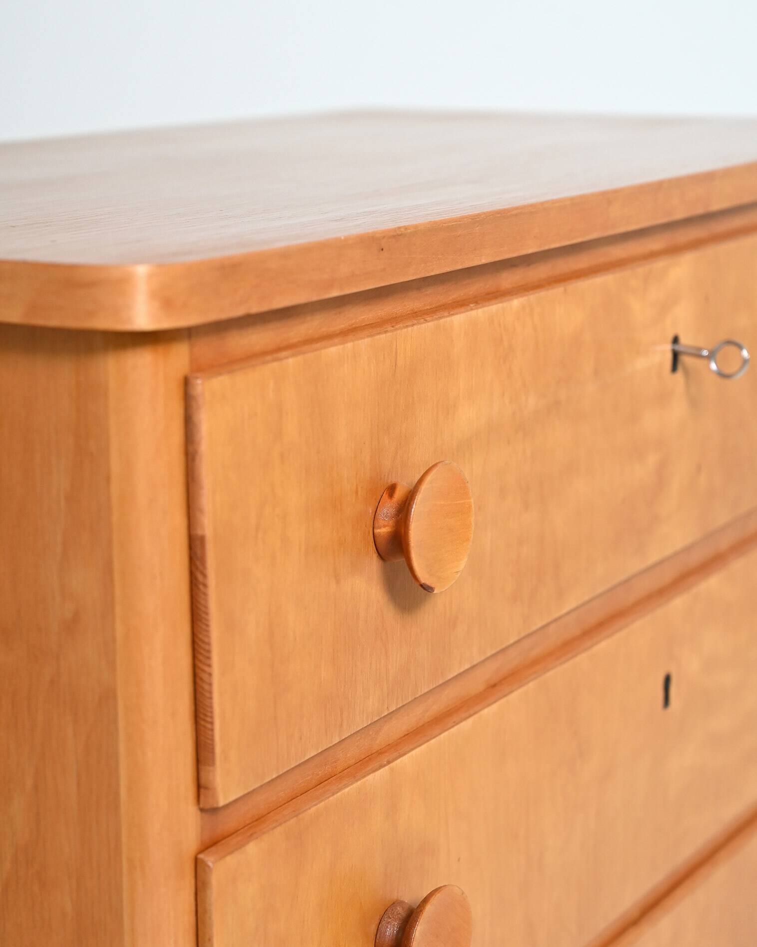 Commode en bouleau scandinave, années 1950