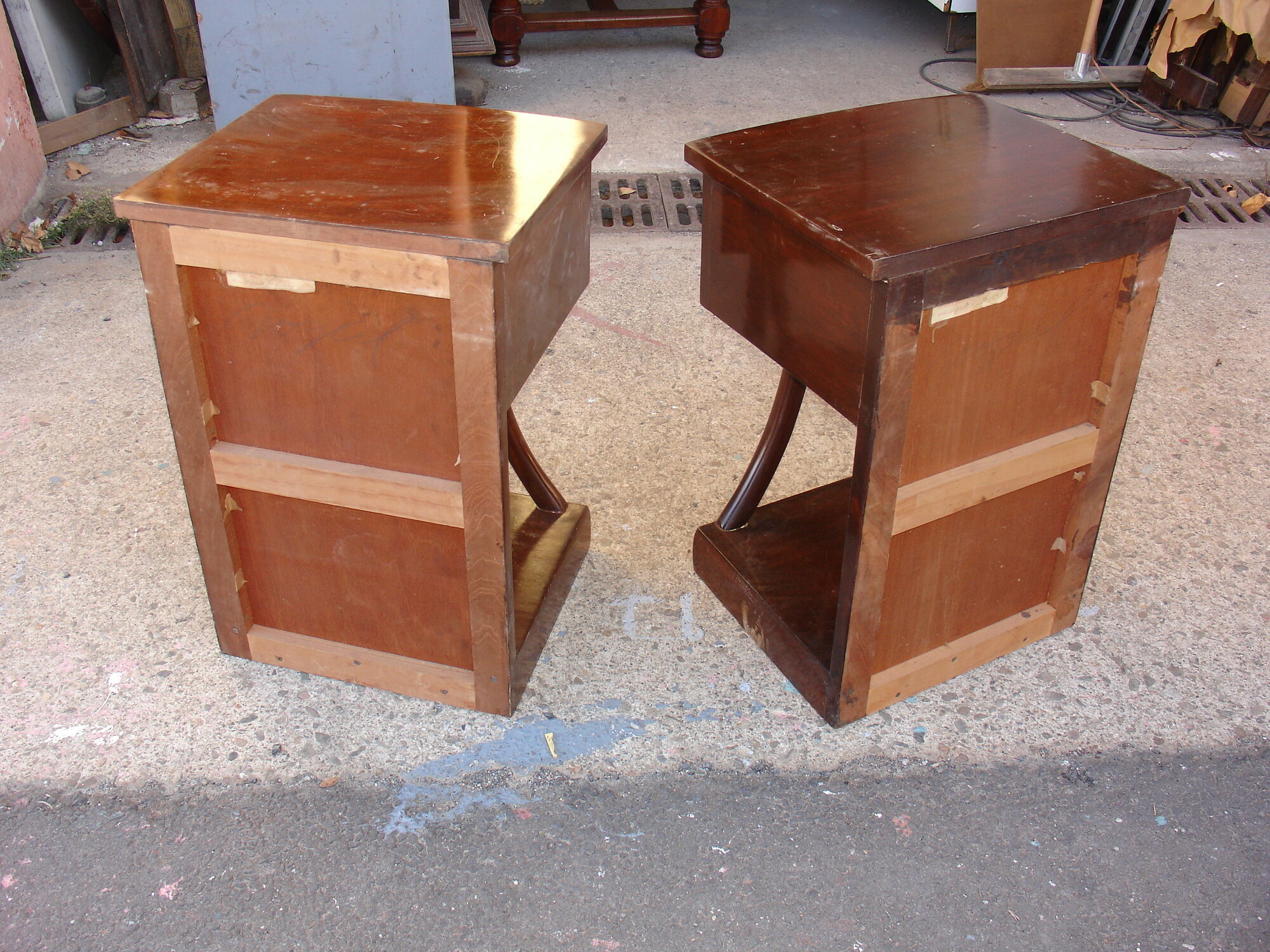 Pair of mahogany nightstands and mulching manufacturing Mexico in 1959