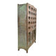 Meuble de présentation en bois à 20 placards vitrés