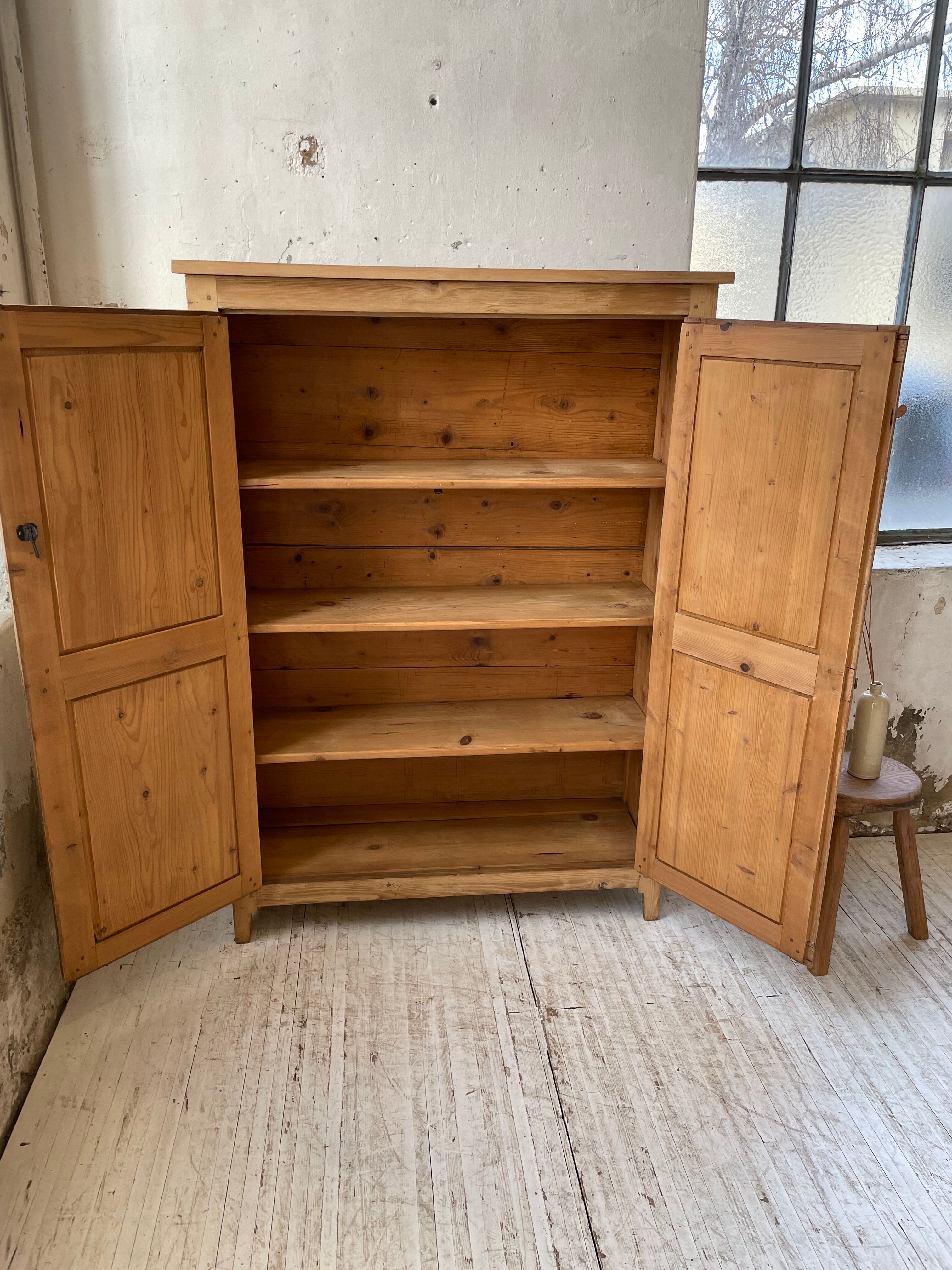 Wooden cabinet cuttery