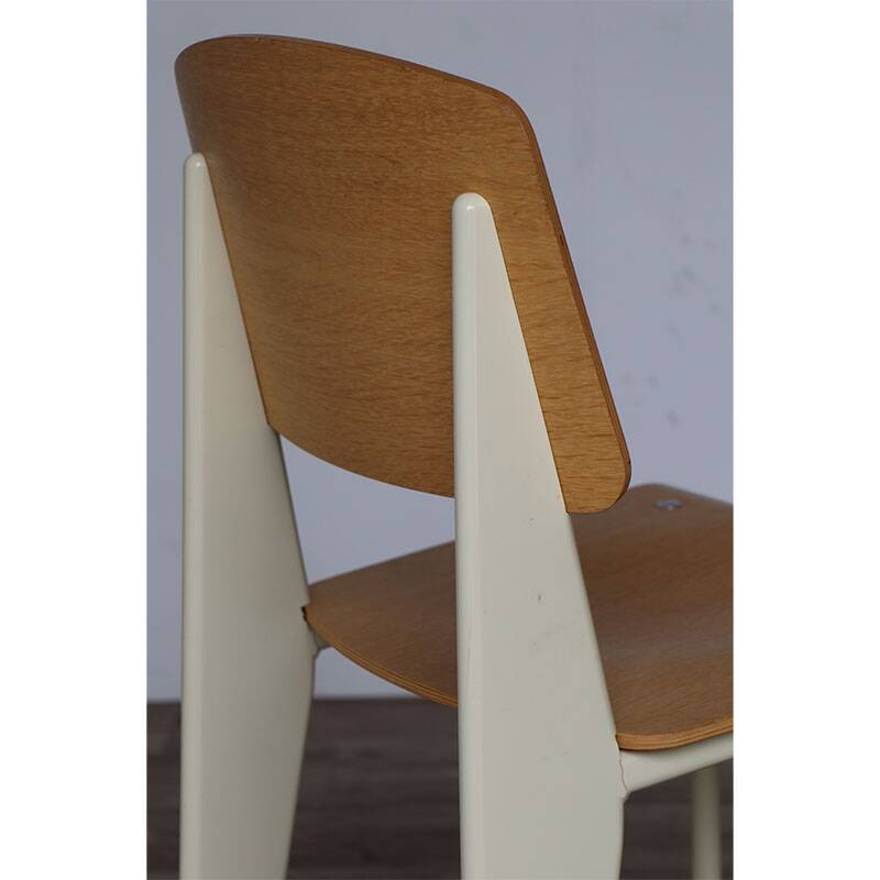 “Standard” chair by Jean Prouvé edition Vitra
