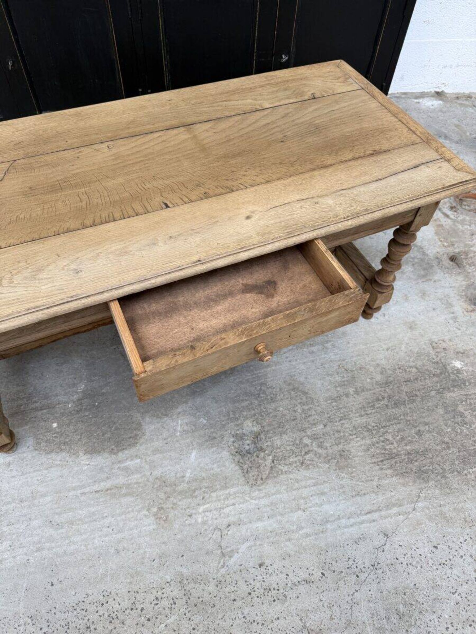Table basse en chêne fin XIXème