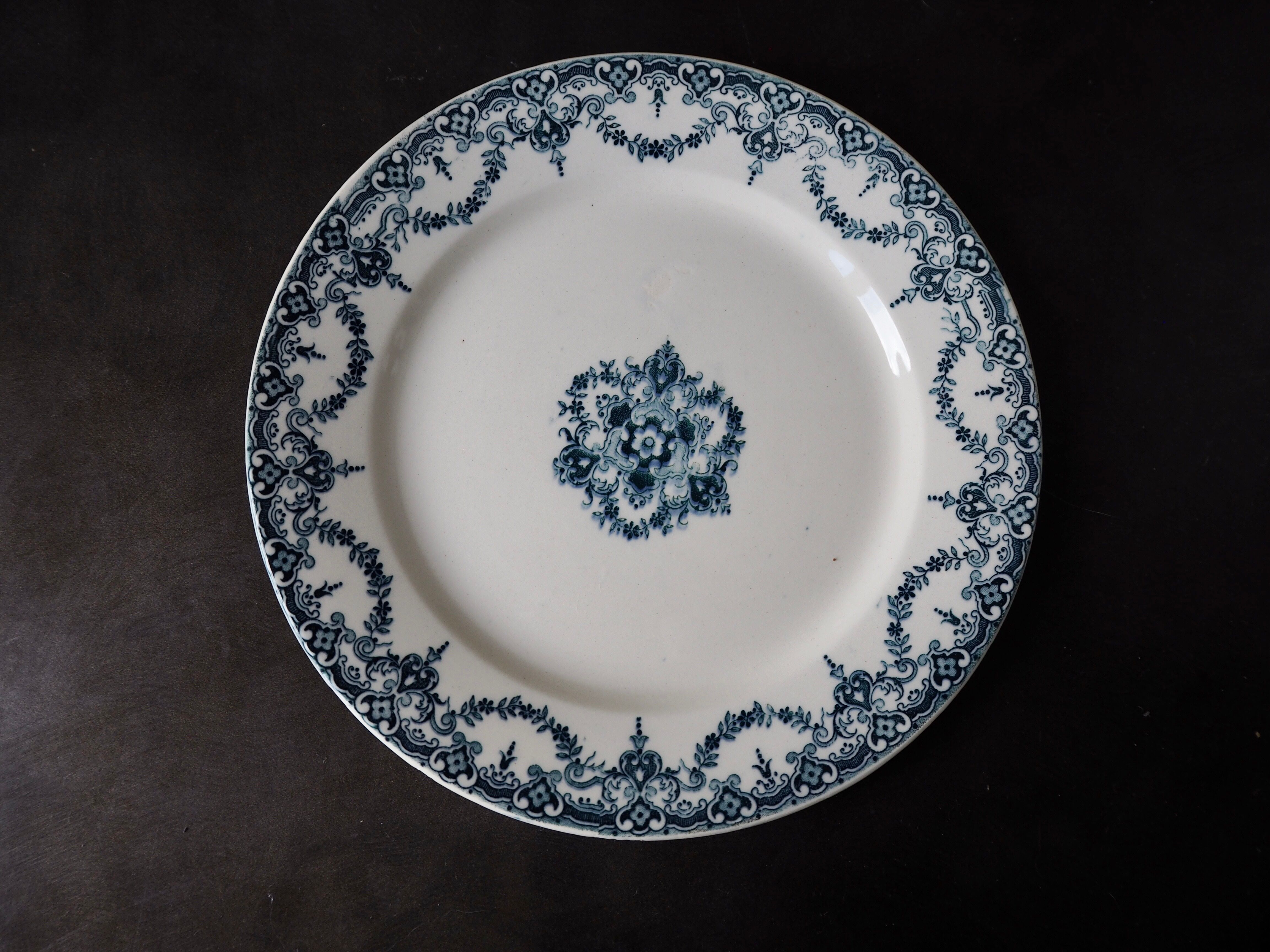Set of 6 dinner plates Terre de Fer E. Bourgeois, Excelsior model