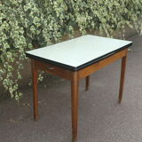 Table formica avec rallonges pieds en bois