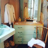 Vintage chest of drawers