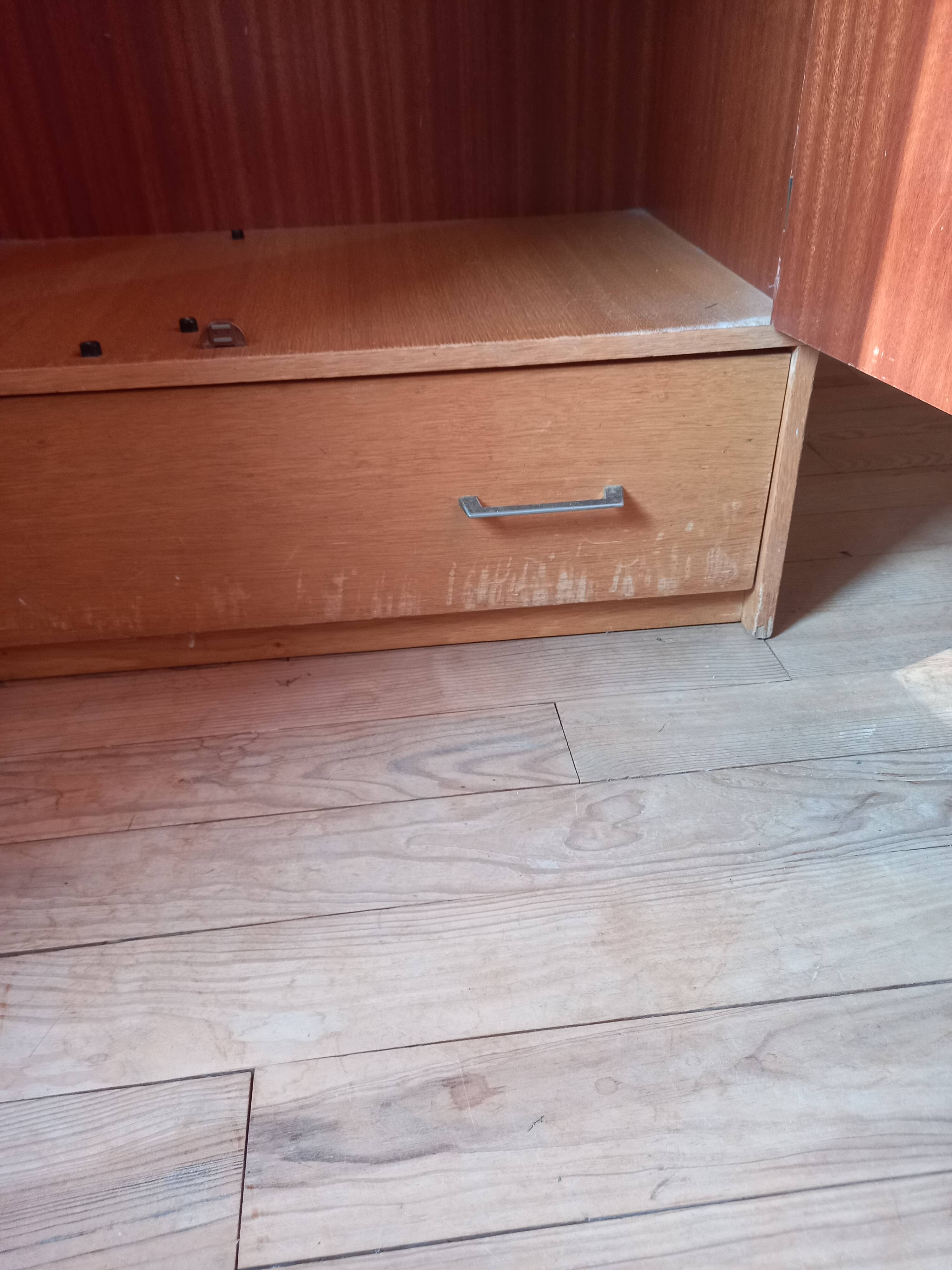 Armoire vintage années 60