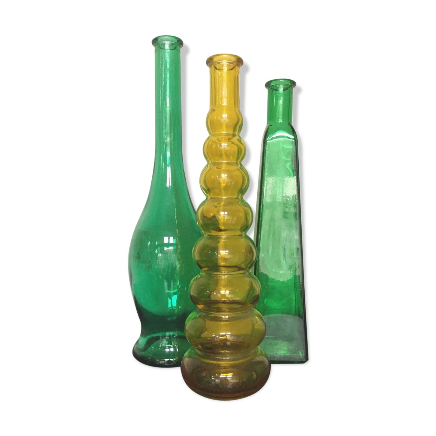Series of 3 green and yellow glass vases