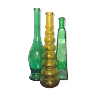 Series of 3 green and yellow glass vases