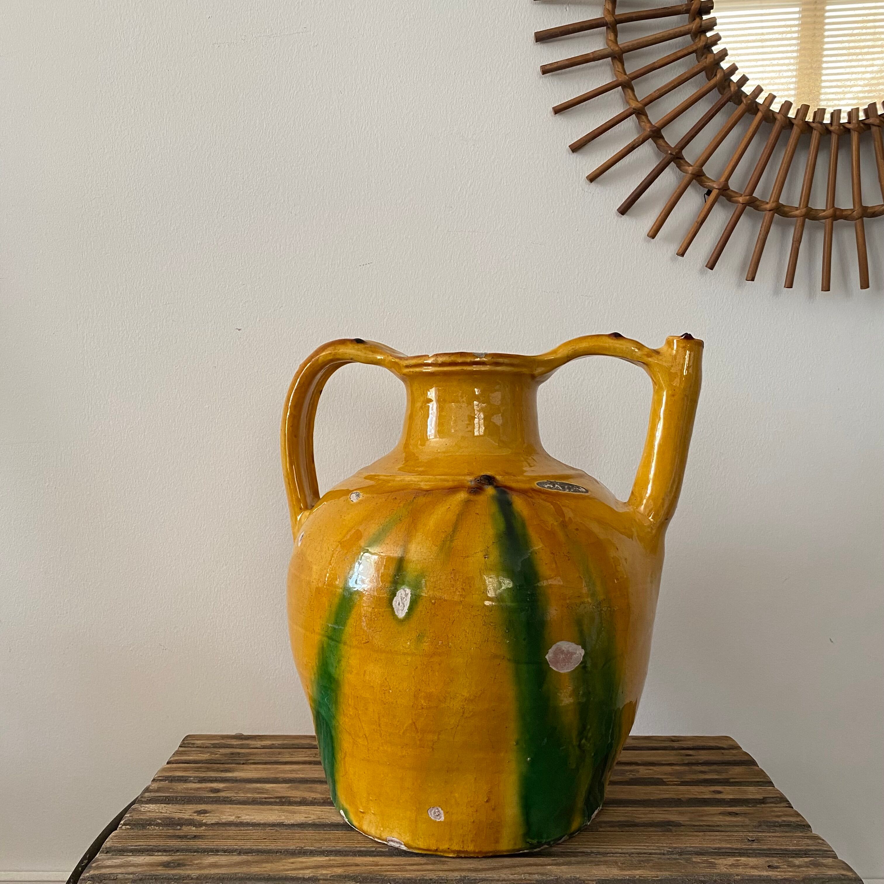 Yellow and green orjol