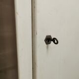 Wardrobe a vintage off-white door