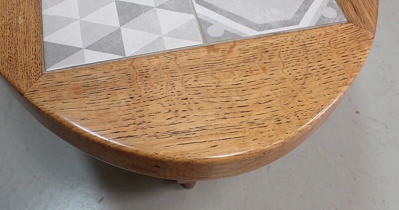 Table de salon en chêne massif, par R. Guillerme et J. Chambron, éditions « Votre Maison » 1960