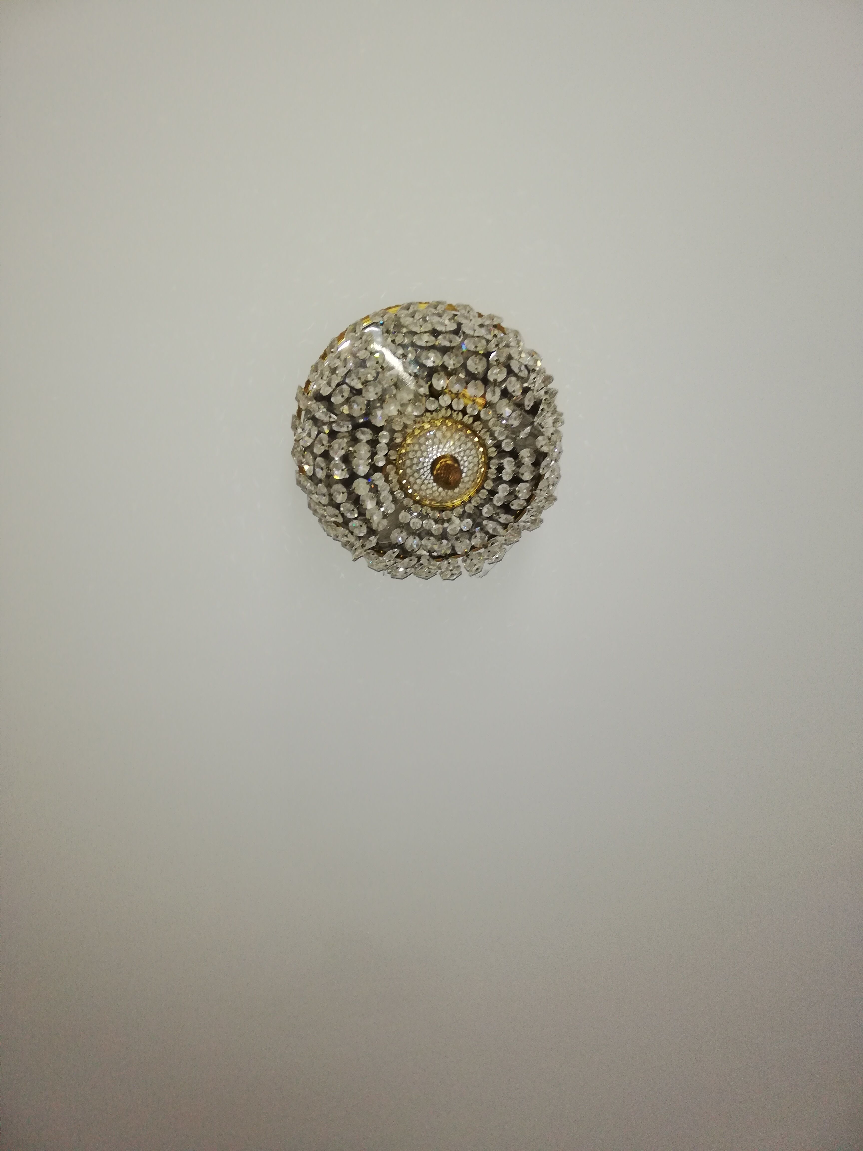 Gilded bronze and crystal chandelier