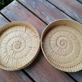 Round palm leaf basket