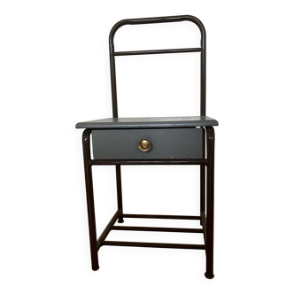 Dormitory bedside table