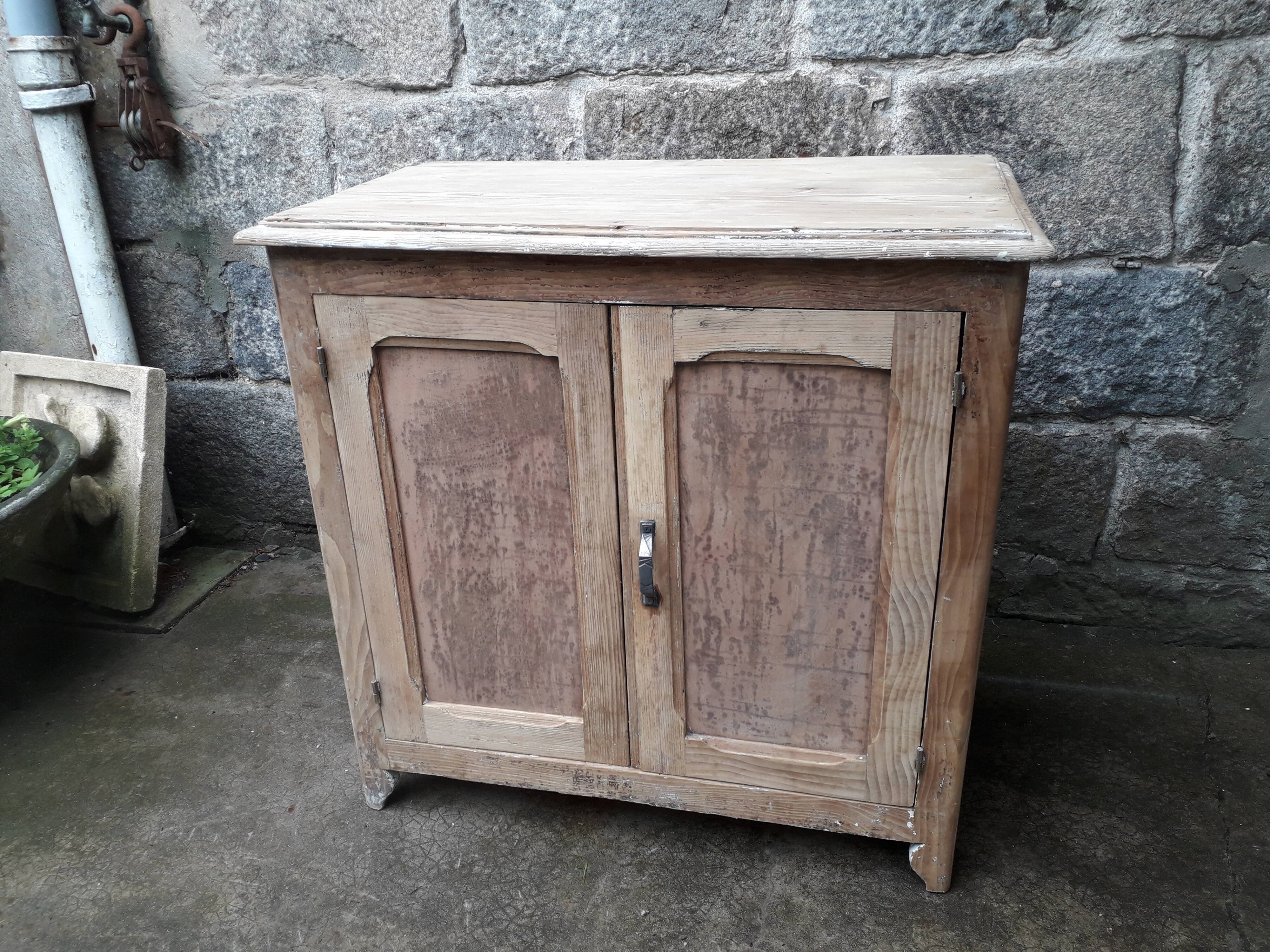 Parisian buffet patinated